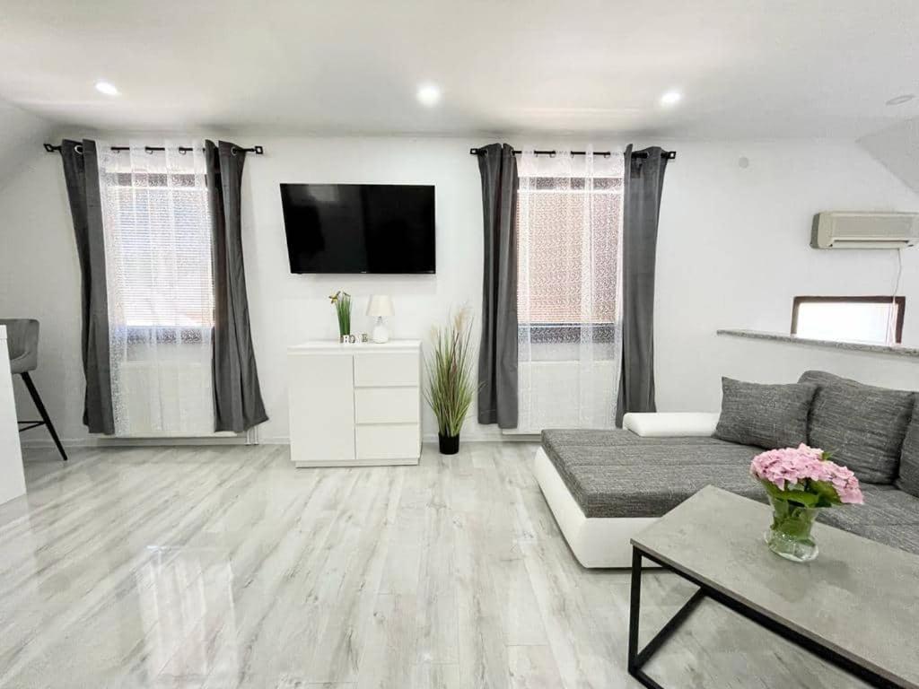 Apartman Pavenka Otočac Εξωτερικό φωτογραφία